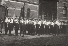 222538 Afbeelding van leden van de Utrechtse Arbeiders Gymnastiekvereniging Kracht en Vlugheid, tijdens de 1 Mei-viering.